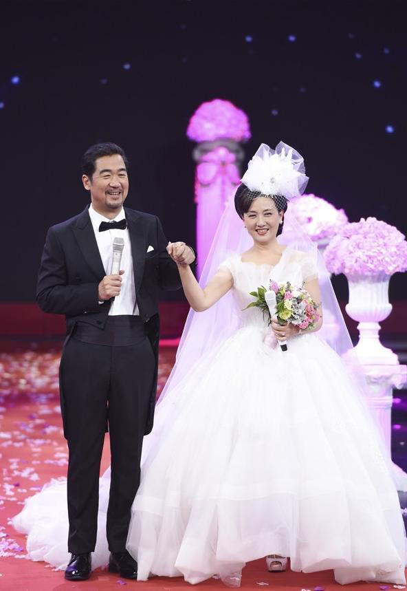 张国立邓婕补办婚礼