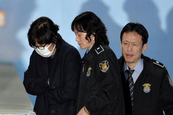 崔顺实一审获刑20年，韩“亲信门”接近尾声