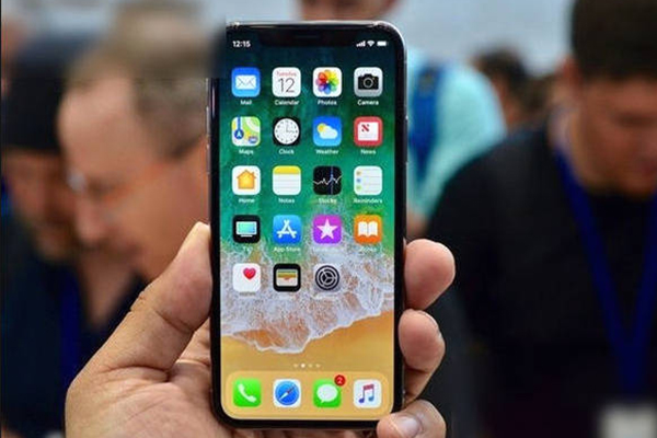 苹果削老iPhone性能，称是为了用户的体验着想